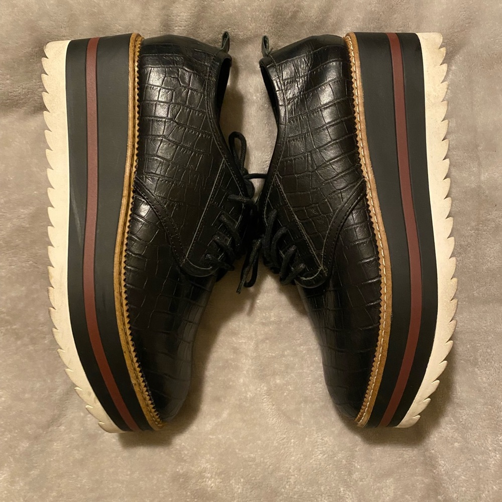 Gianni Bini Platform Shoes
